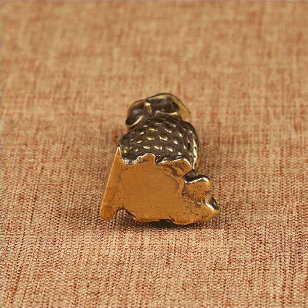 Collectible Brass OWL pendant - Picture 8 of 8